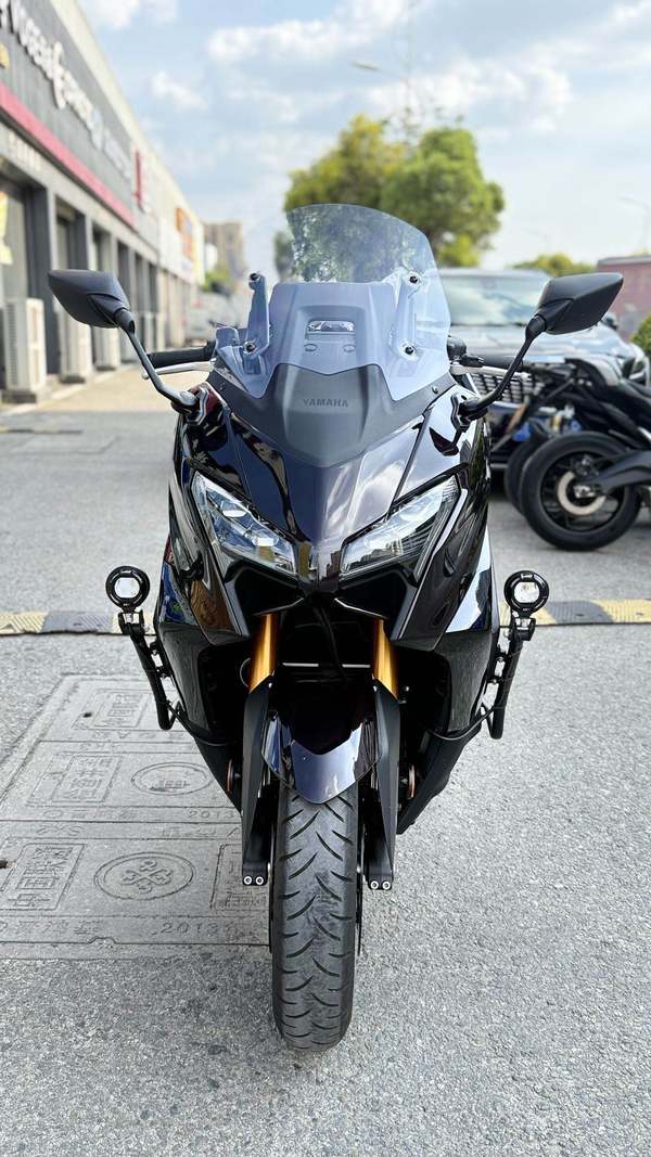 二手雅马哈TMAX