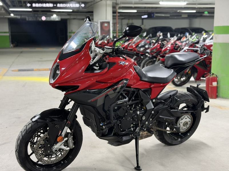 二手奥古斯塔Turismo Veloce 800