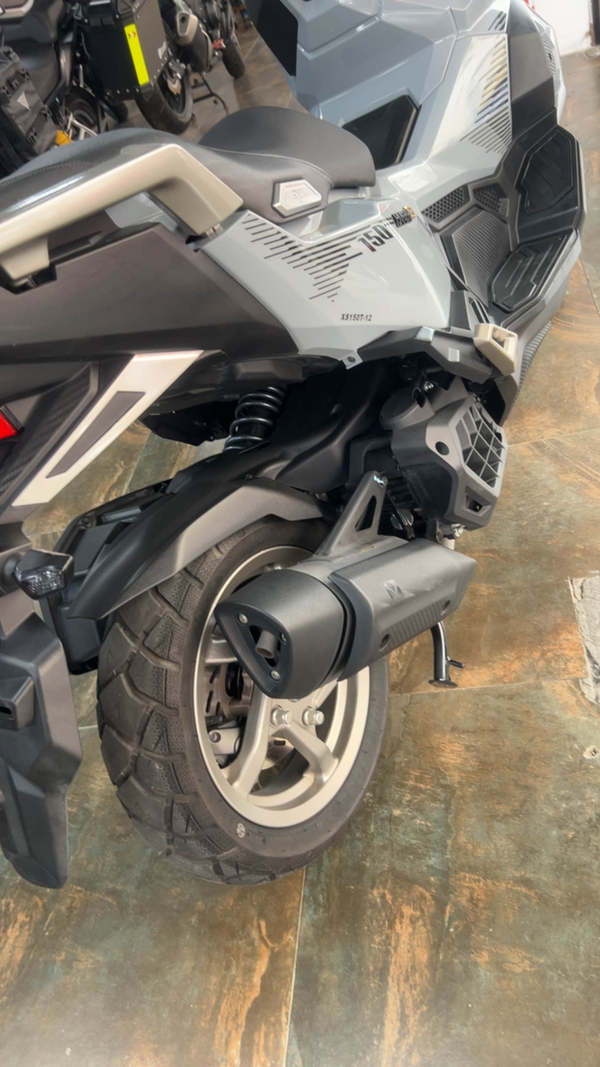 二手三阳哈士奇 Husky ADV150