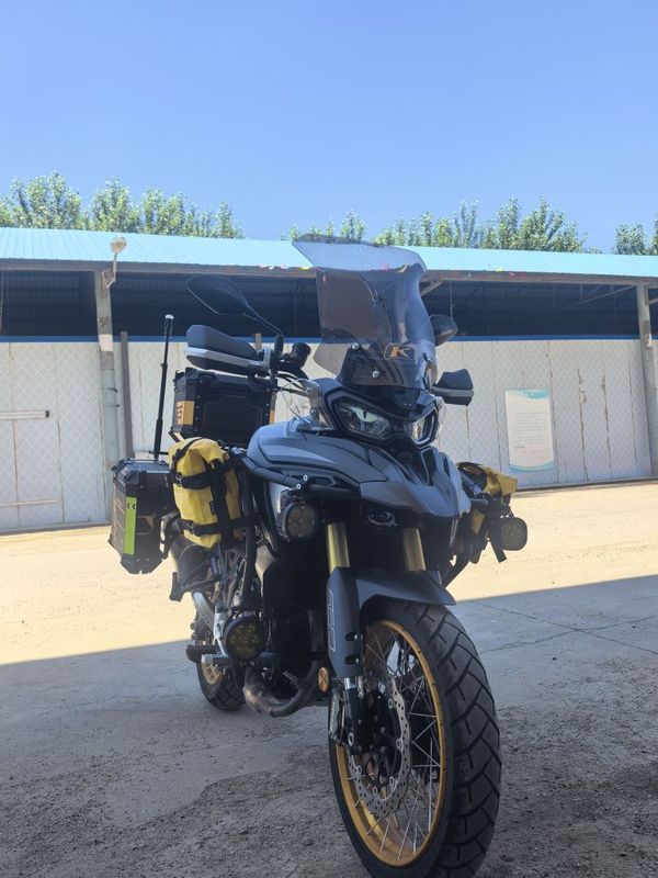 二手贝纳利TRK702