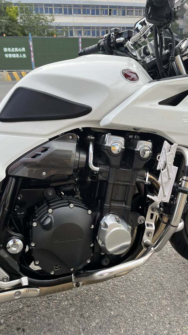 二手本田CB1300 Super Four