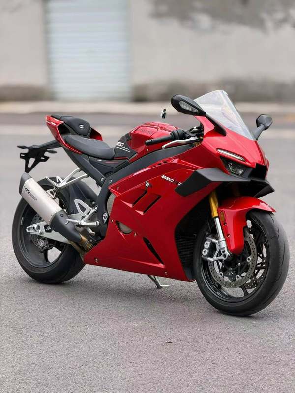 二手张雪机车820RR