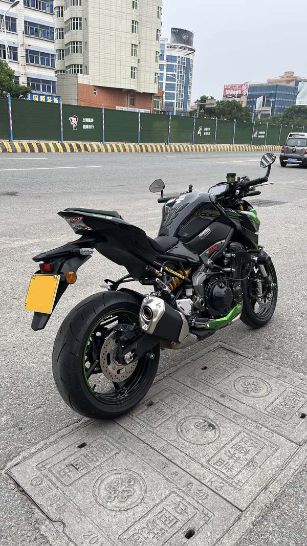 二手川崎Z900