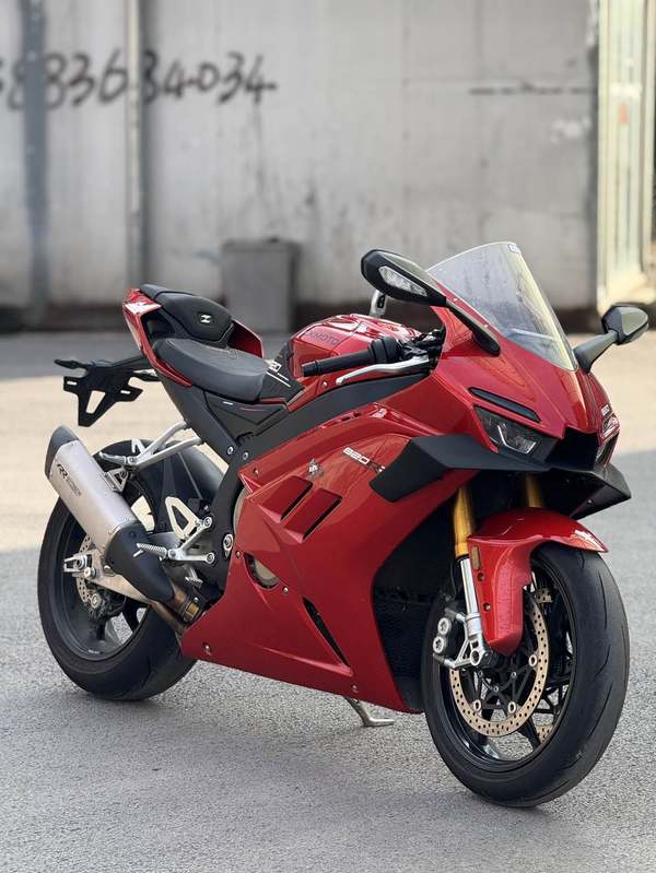 二手张雪机车820RR
