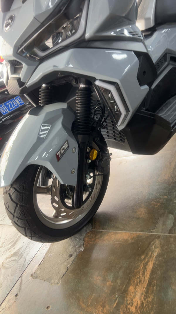 二手三阳哈士奇 Husky ADV150