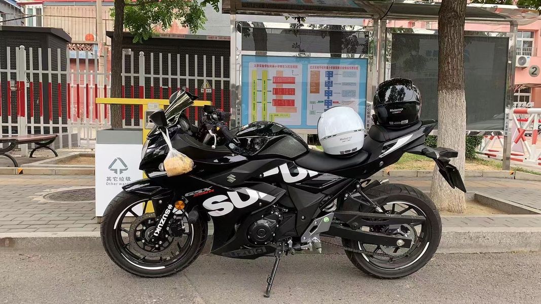 二手豪爵铃木GSX250R