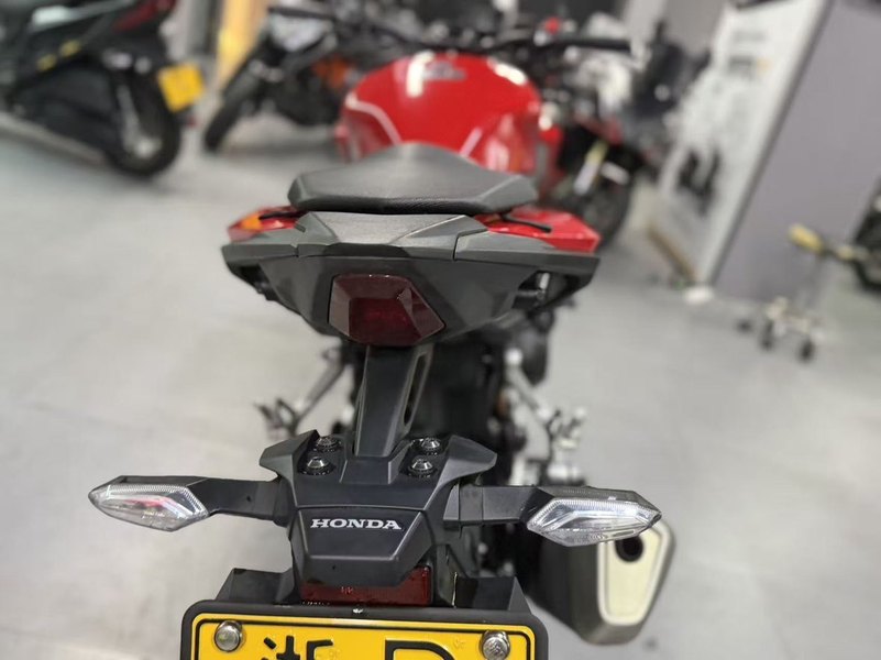 二手本田CB400F