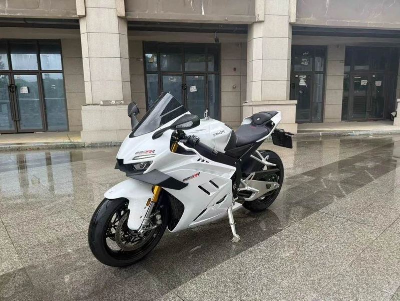 二手张雪机车820RR