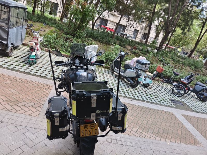 二手贝纳利TRK552