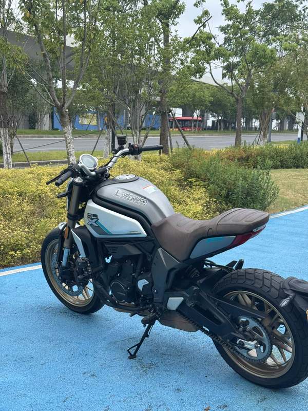 二手春风700CL-X