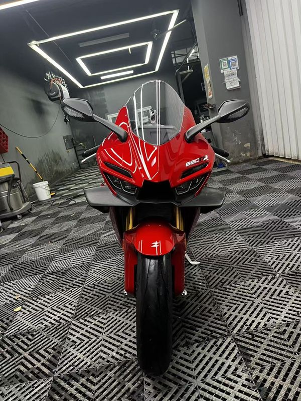 二手张雪机车820RR