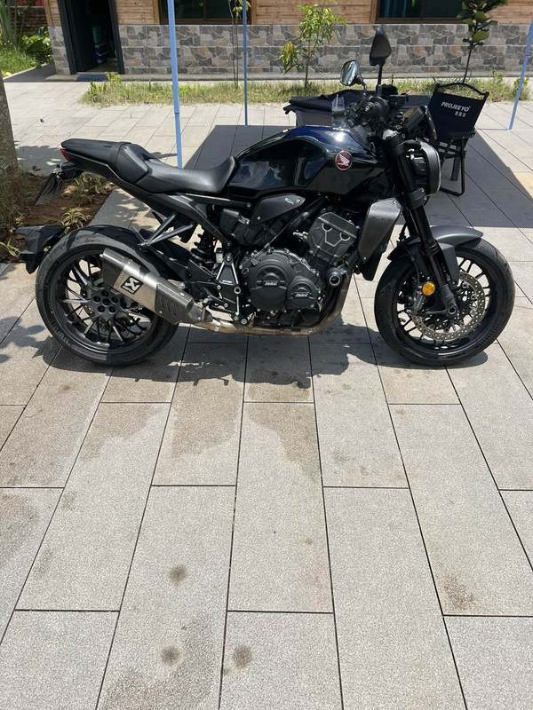 二手本田CB1000R