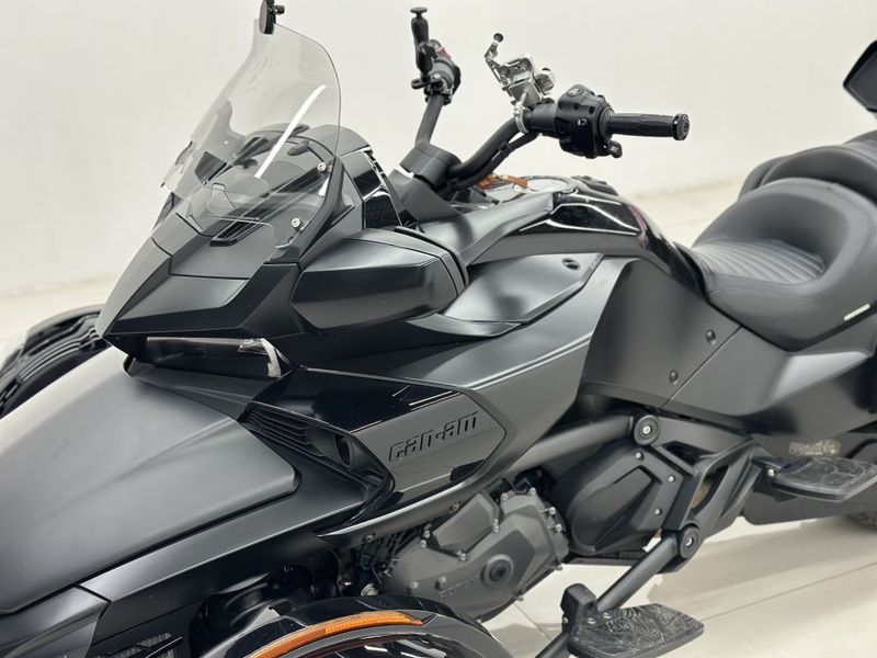二手庞巴迪Spyder F3 