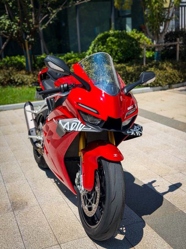 二手张雪机车820RR