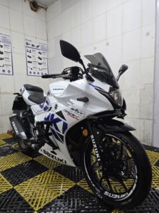 二手豪爵铃木GSX250R