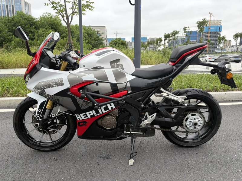 二手QJMOTOR赛250
