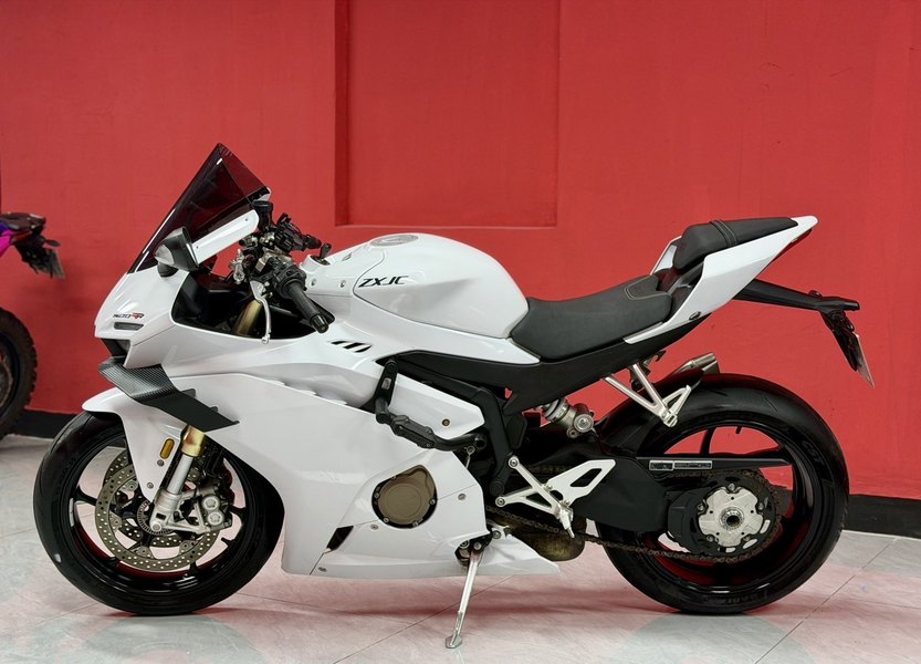 二手张雪机车500RR