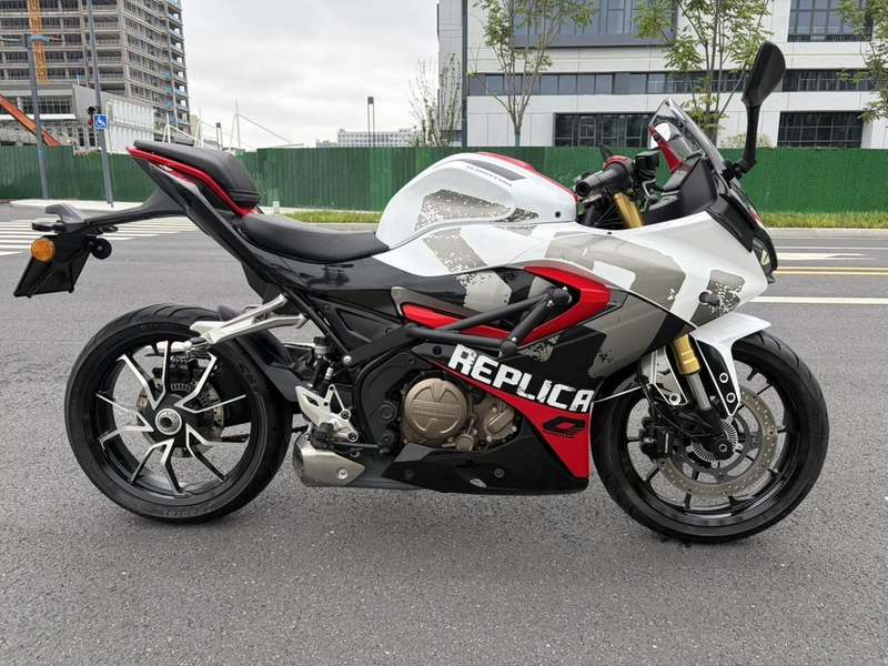 二手QJMOTOR赛250