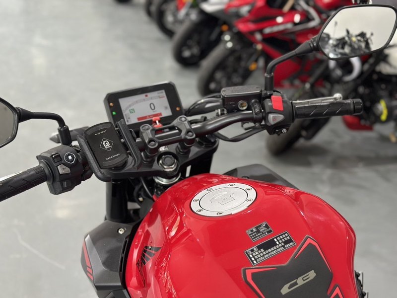 二手本田CB400F