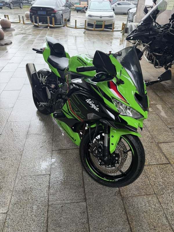 二手川崎ZX-4R