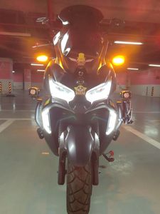 二手三阳哈士奇 Husky ADV150
