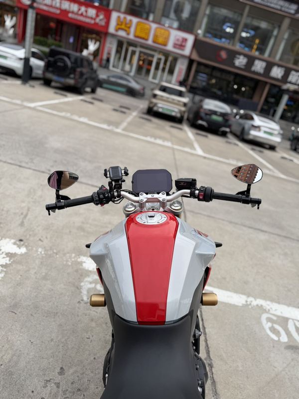 二手宝马F 900 R