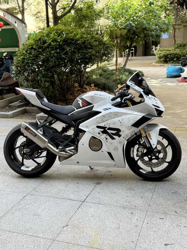 二手张雪机车500RR