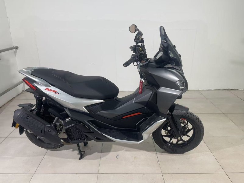 二手阿普利亚SR GT 200
