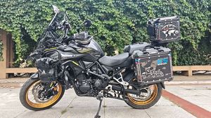 二手贝纳利金鹏 TRK502