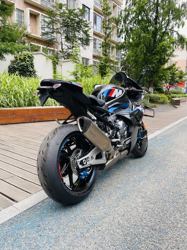 二手宝马M 1000 RR
