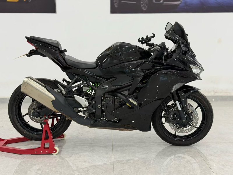 二手川崎ZX-4R