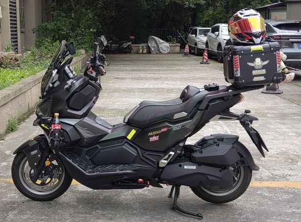 二手三阳哈士奇 Husky ADV150