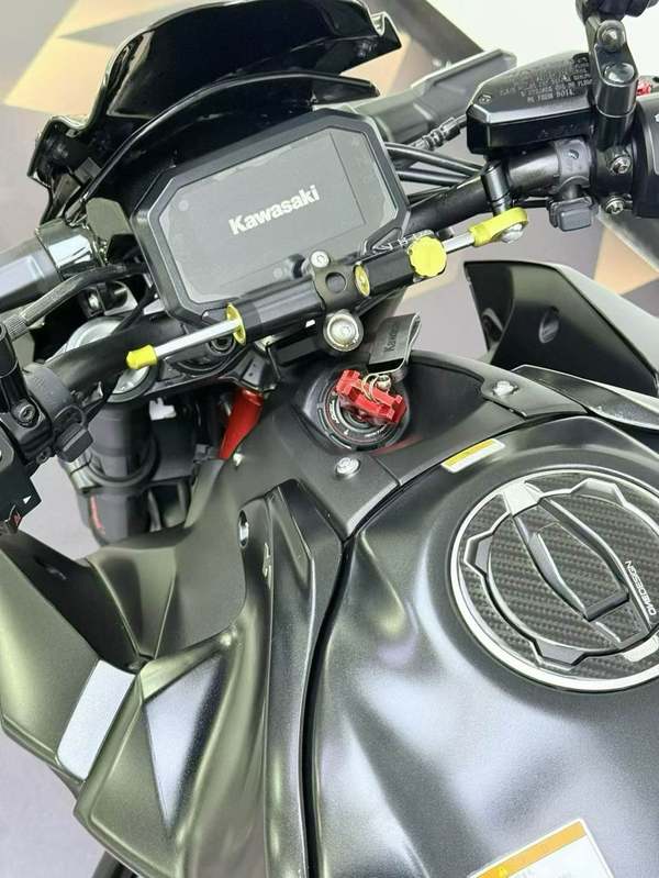 二手川崎Z900