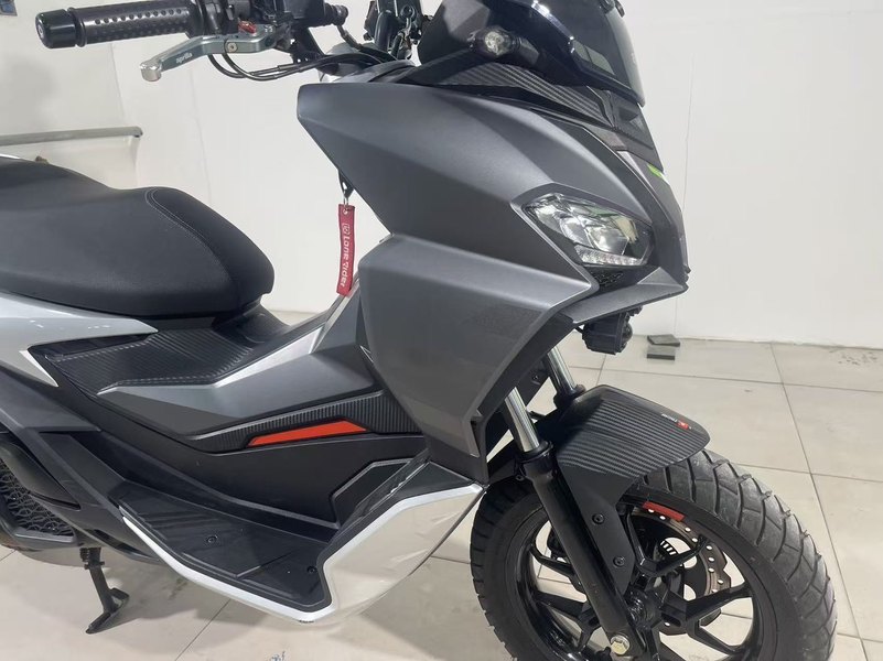 二手阿普利亚SR GT 200