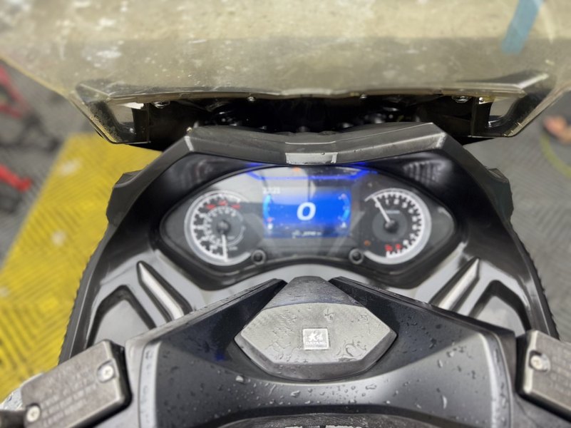 二手大阳V锐 300T