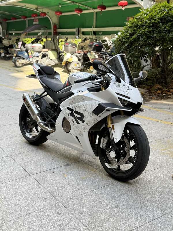 二手张雪机车500RR