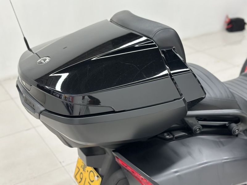 二手庞巴迪Spyder F3 
