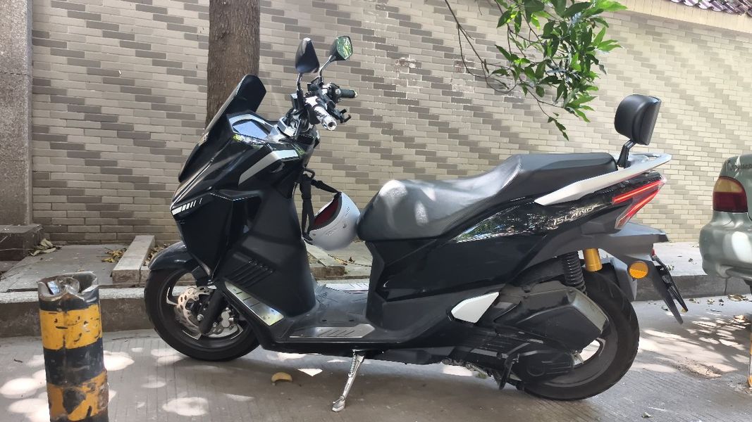 二手猎变闪电狗150