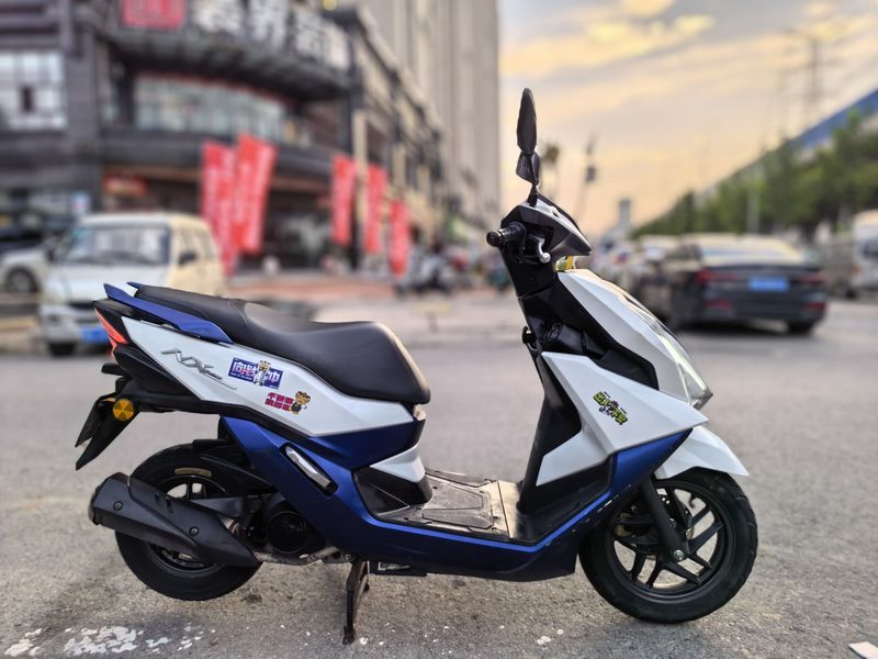 二手五羊本田NX125