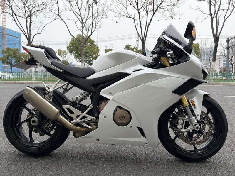 二手张雪机车500RR