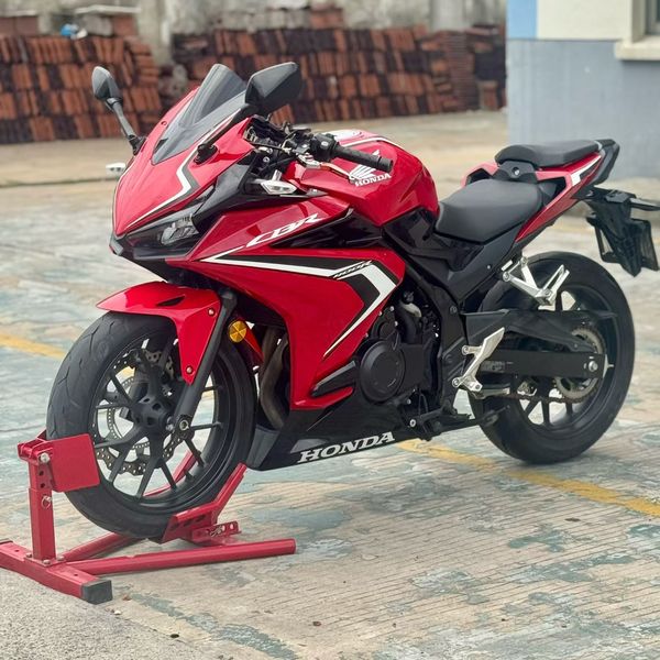 二手本田CBR400R