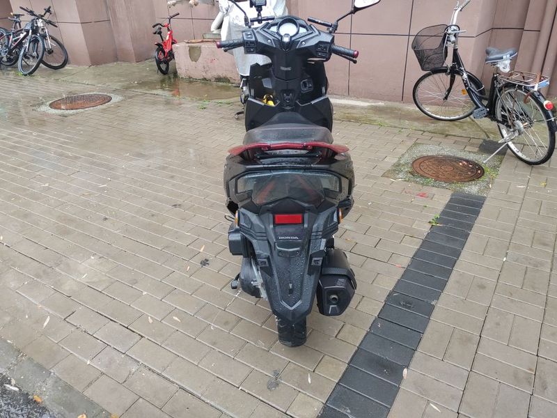 二手新大洲本田裂行 RX125Fi