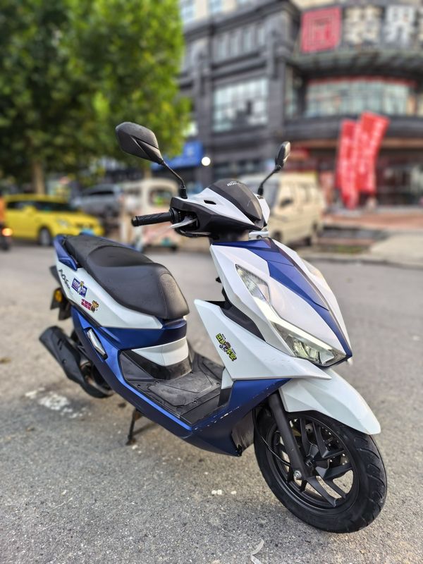 二手五羊本田NX125