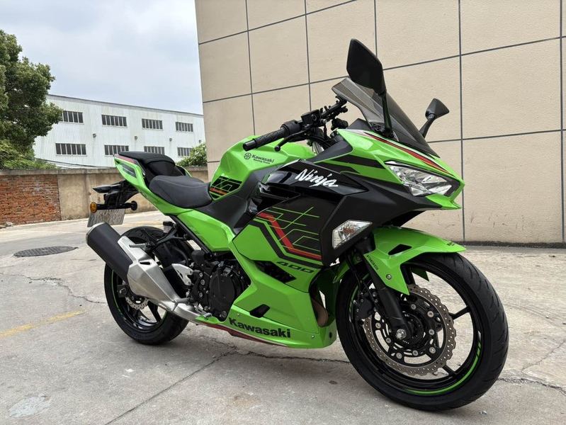 二手川崎Ninja 400