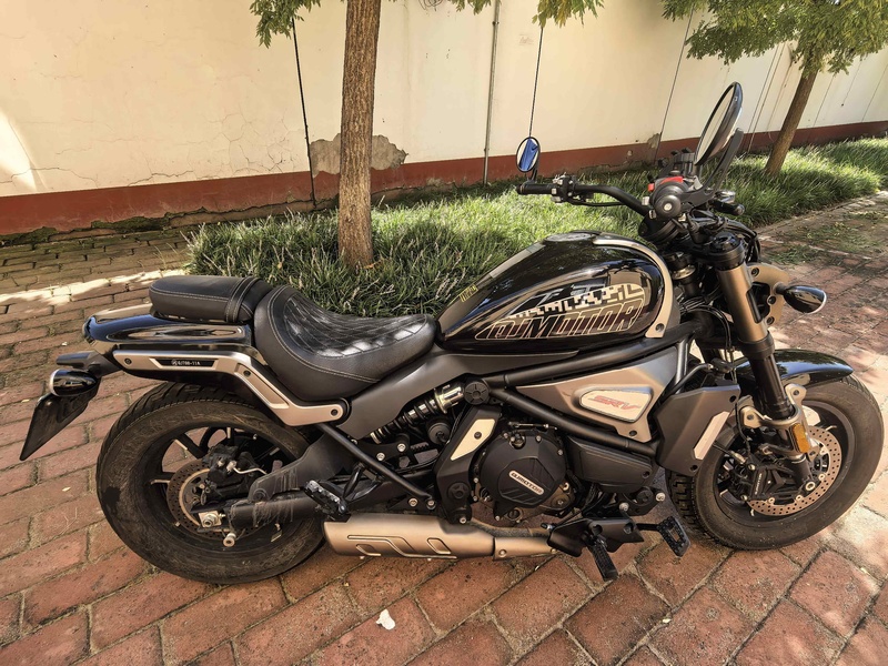 二手QJMOTOR闪700