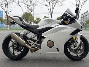 二手张雪机车500RR