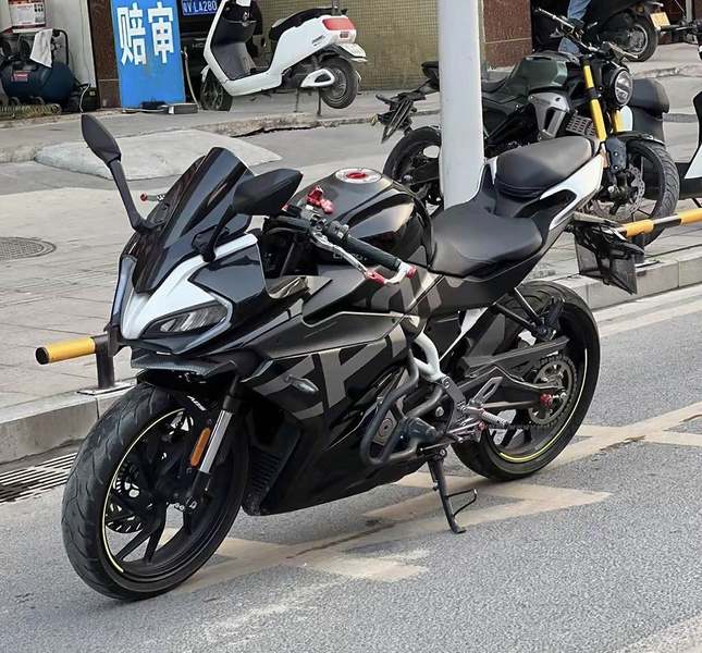 二手春风250SR
