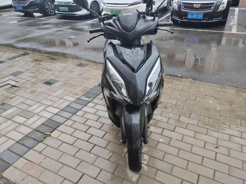 二手新大洲本田裂行 RX125Fi