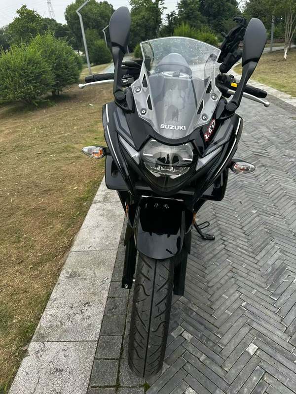 二手豪爵铃木GSX250R