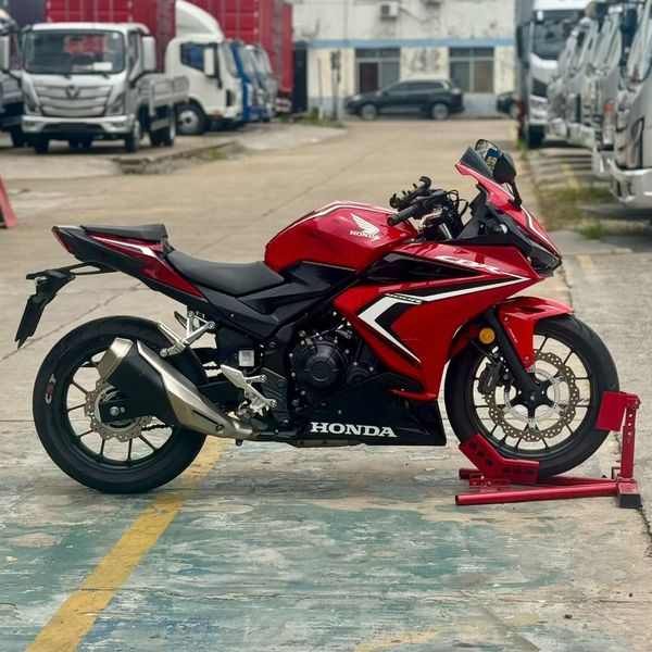 二手本田CBR400R